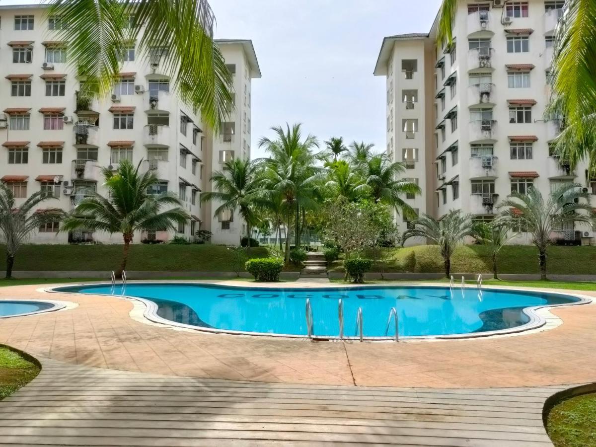 Budget 2-bedroom@cocobay * Port Dickson